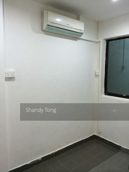 Macpherson Road (D13), Terrace #197816752
